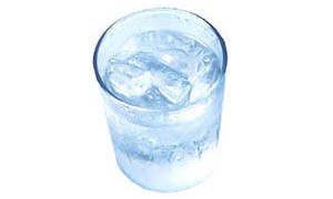 ดื่มน้ำเย็นมีผลเสีย ต่อร่างกาย